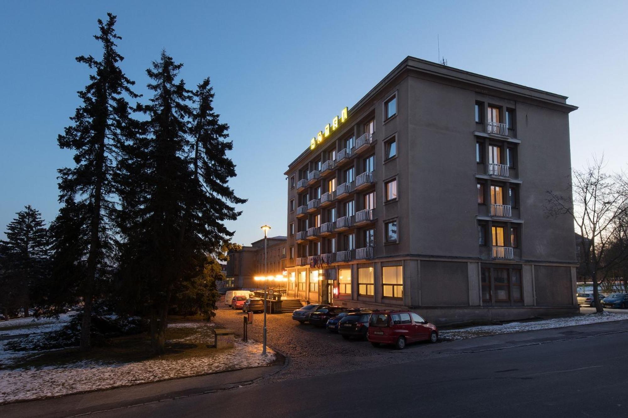 Hotel Belvedere Pribram Ngoại thất bức ảnh